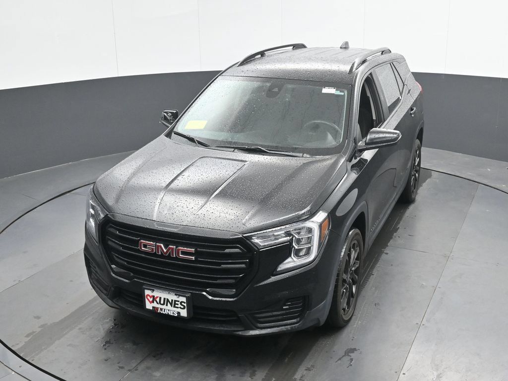 Used 2023 GMC Terrain SLE w/ Driver Convenience Package AWD/4WD image 35