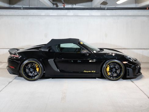 Certified 2025 Porsche 718 Boxster Spyder RS RWD image 8
