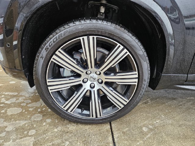 Used 2023 Volvo XC90 B6 Ultimate w/ Protection Package Premier AWD/4WD image 9