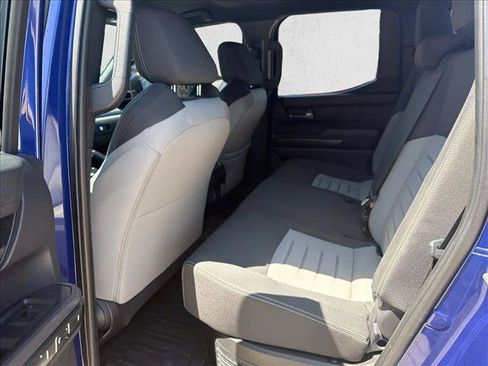 Used 2025 Toyota Tacoma TRD Sport AWD/4WD image 21