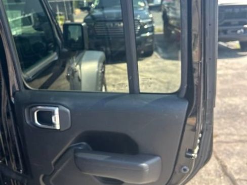 Used 2020 Jeep Wrangler Unlimited Sport S AWD/4WD image 24
