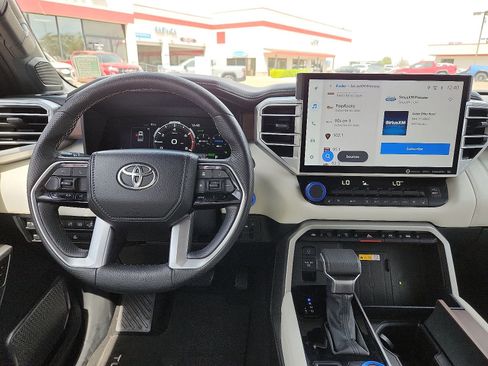 Used 2023 Toyota Tundra Capstone image 12