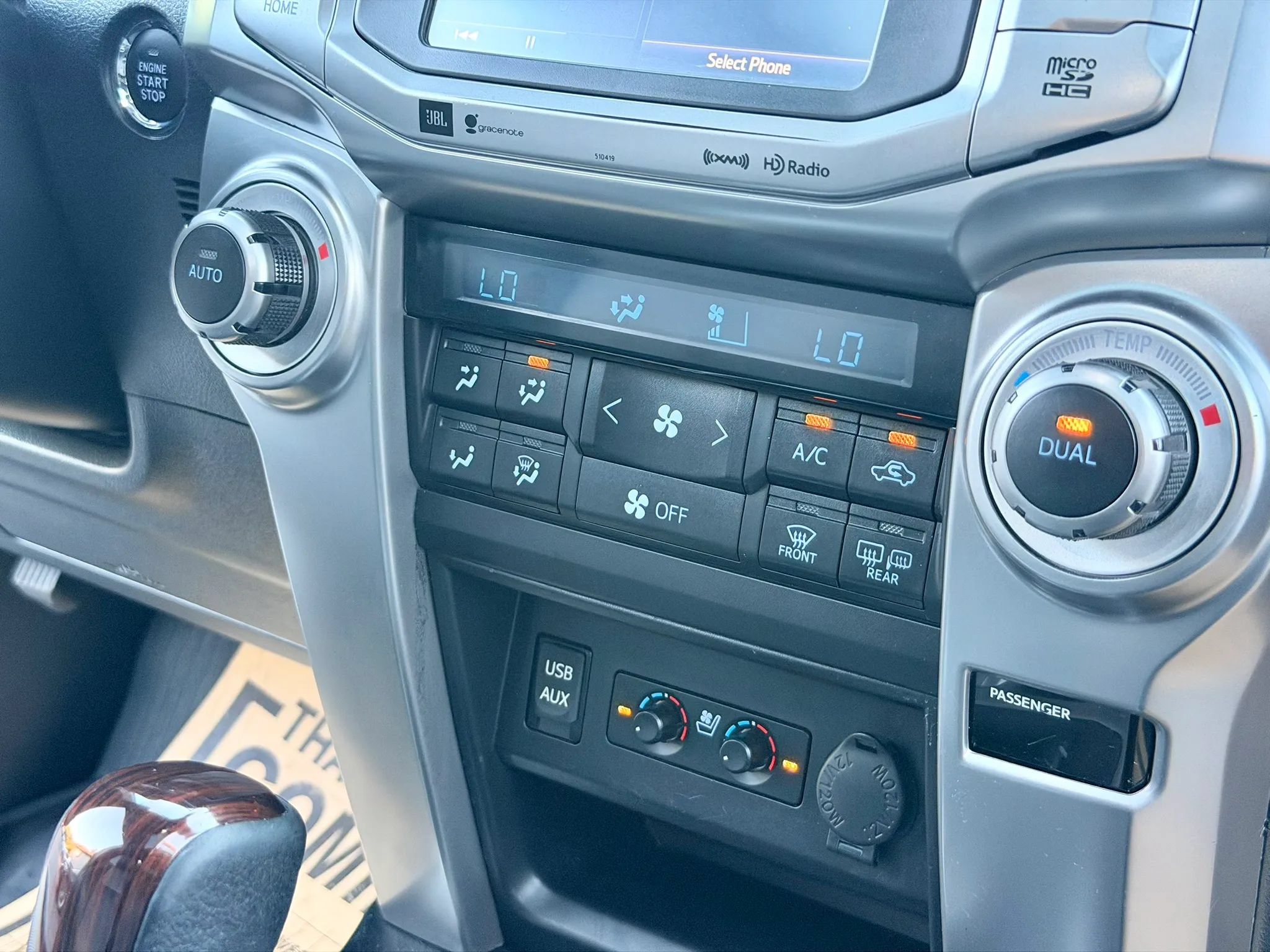 Used 2019 Toyota 4Runner Limited AWD/4WD image 37