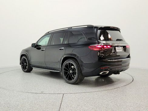 New 2026 Mercedes-Benz GLS 580 4MATIC image 7