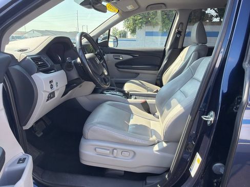 Certified 2020 Honda Pilot Touring image 17