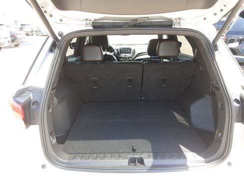 Used 2022 Chevrolet Equinox RS w/ RS Leather Package image 13