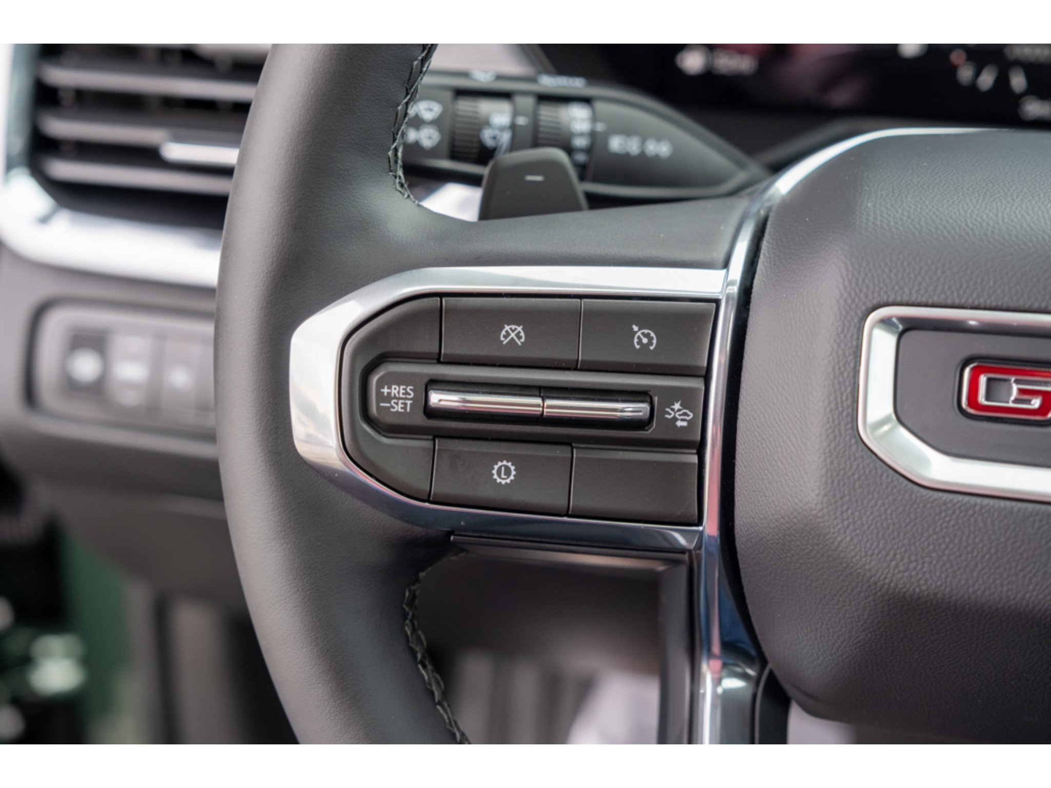 New 2027 GMC Acadia Elevation w/ Elevation Premium Package FWD image 19