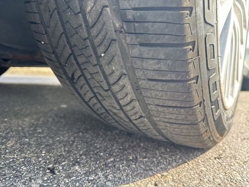 Certified 2020 Toyota Camry XLE w/ Navigation Package AWD/4WD image 17