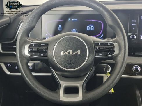 Used 2023 Kia Sportage LX AWD/4WD image 25