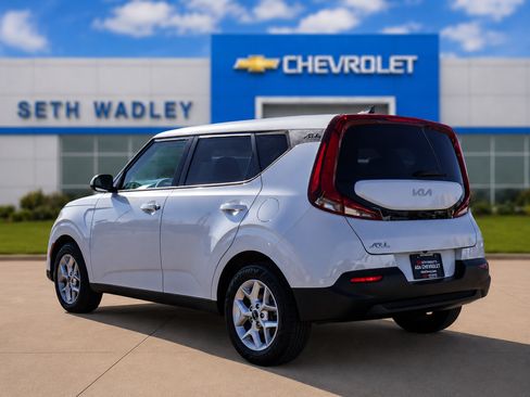 Used 2022 Kia Soul LX w/ Technology Package FWD image 48
