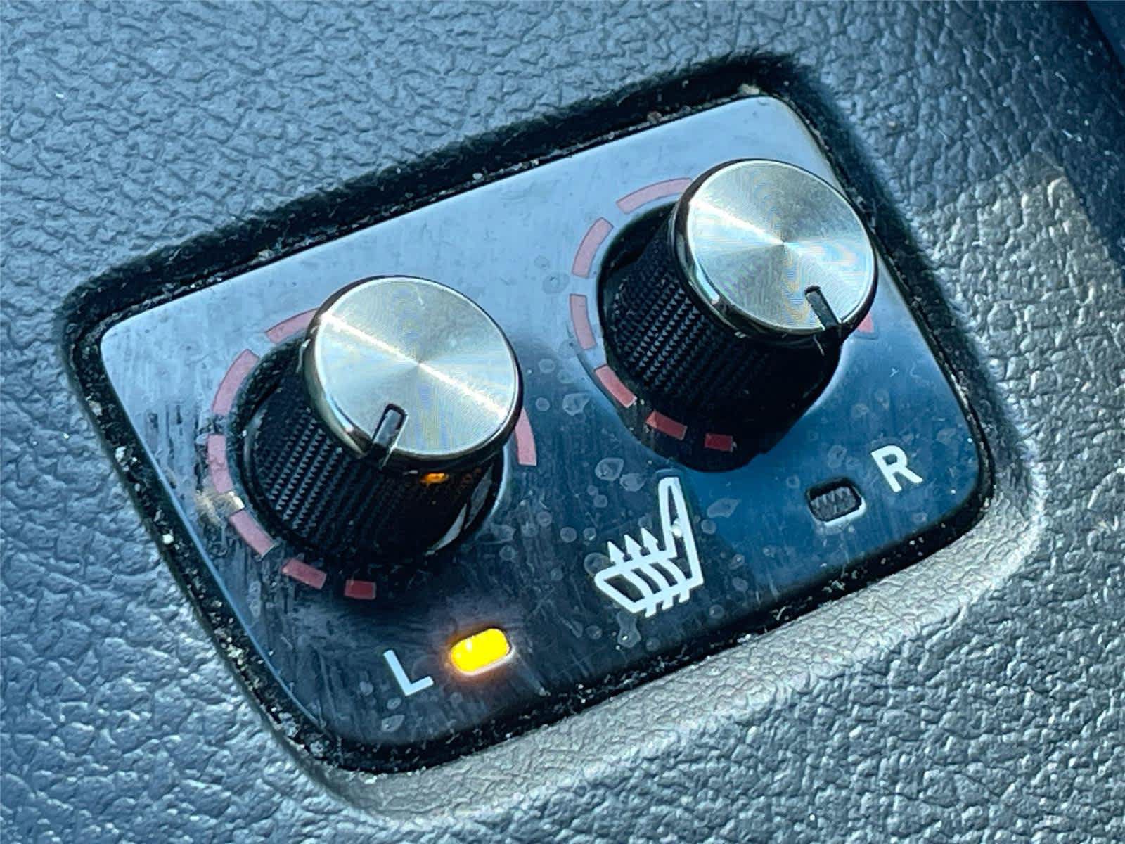 Used 2013 Toyota Avalon XLE Touring FWD image 15