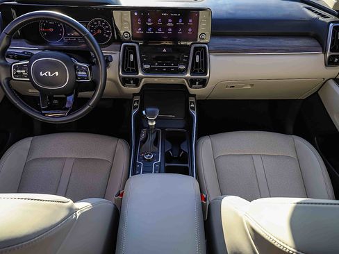 Certified 2023 Kia Sorento S w/ Panoramic Sunroof Package image 20