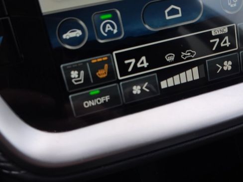 Used 2023 Subaru Outback Touring image 34