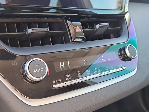 Certified 2024 Toyota Corolla LE image 22