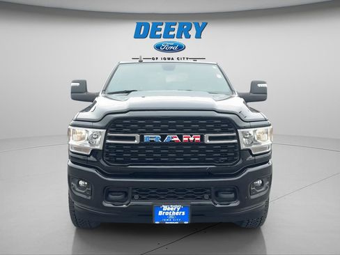 Used 2023 RAM 2500 Big Horn w/ Level 1 Equipment Group AWD/4WD image 8