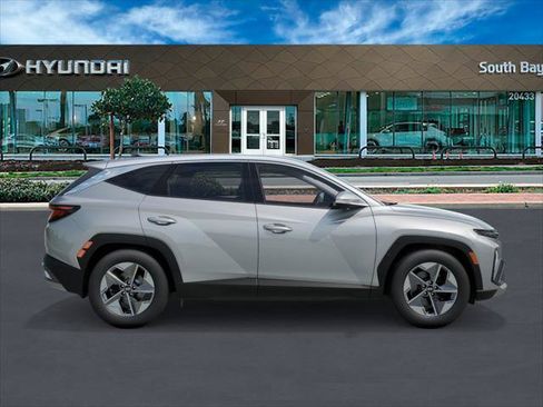 New 2026 Hyundai Tucson SEL image 7