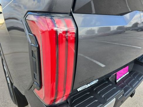 Used 2025 Toyota Tundra 1794 Edition image 33