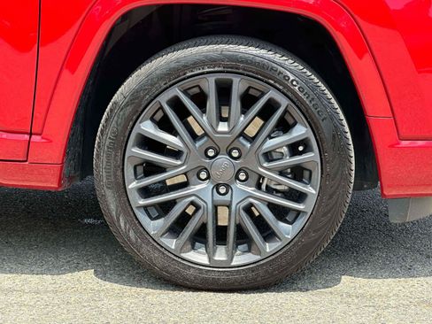 Used 2024 Jeep Compass Limited AWD/4WD image 7