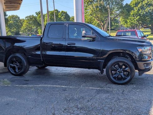 Used 2019 RAM 1500 Big Horn AWD/4WD image 12