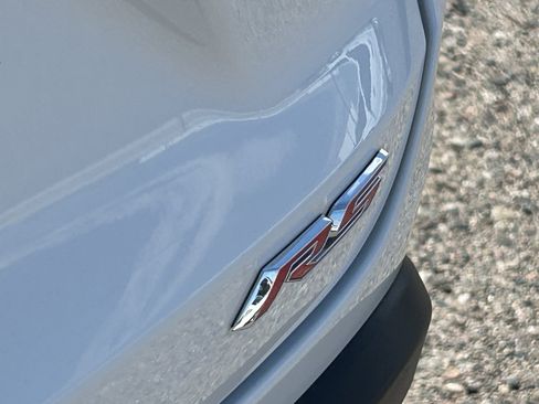 Used 2024 Chevrolet Trax RS FWD image 10