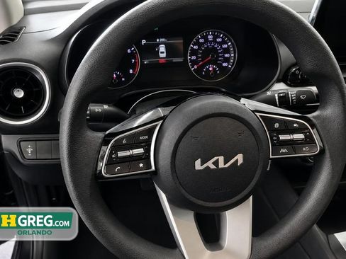 Used 2024 Kia Forte LXS FWD image 13