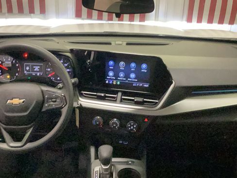 New 2026 Chevrolet Trax LS w/ Driver Confidence Package image 13