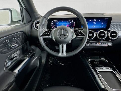 Certified 2026 Mercedes-Benz GLB 250 image 4