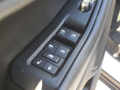 Used 2023 Jeep Grand Cherokee Laredo w/ Luxury Tech Group I image 20