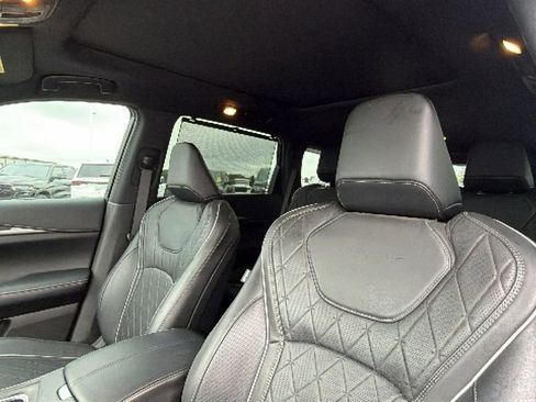 Used 2023 INFINITI QX60 Autograph w/ Cargo Package AWD/4WD image 16