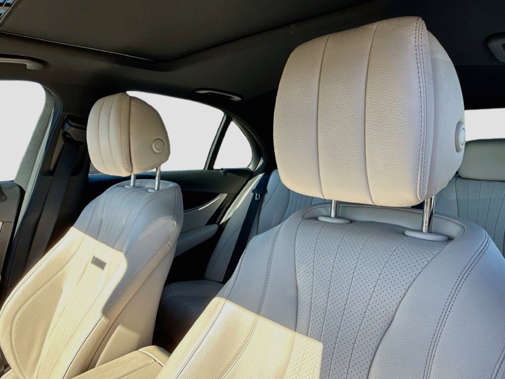 Used 2017 Mercedes-Benz E 300 4MATIC image 25