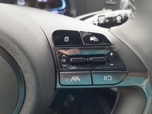New 2026 Hyundai Elantra SEL Sport FWD image 25