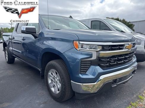 Used 2024 Chevrolet Silverado 1500 LT w/ Protection Package AWD/4WD image 3