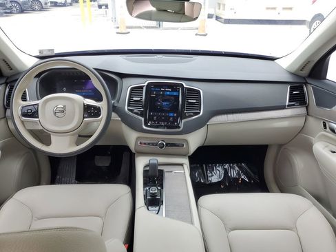 Certified 2024 Volvo XC90 B6 Plus w/ Protection Package Premier image 14