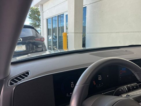 Used 2025 Hyundai Kona SEL image 34