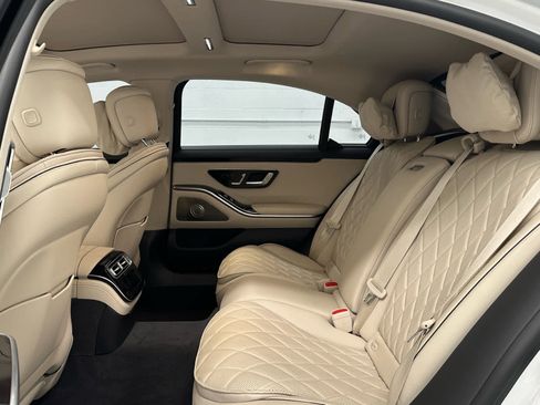 Used 2024 Mercedes-Benz S 580 4MATIC Sedan image 14