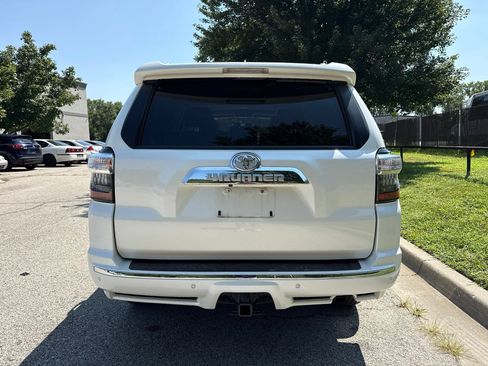 Used 2019 Toyota 4Runner Limited AWD/4WD image 6