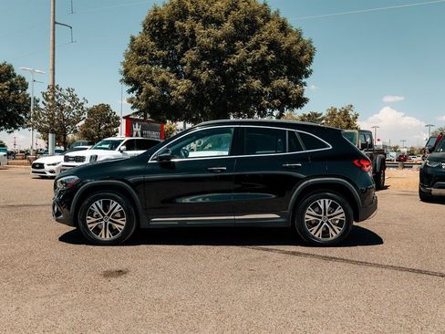 Used 2025 Mercedes-Benz GLA 250 4MATIC image 4