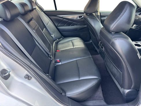 Used 2017 INFINITI Q50 2.0t w/ Moonroof Package image 13