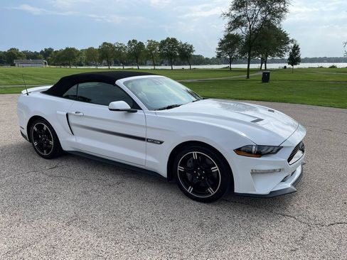 Used 2021 Ford Mustang GT Premium w/ California Special Package RWD image 31