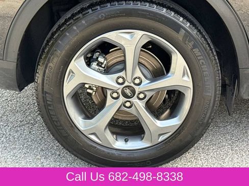 Used 2025 Ford Escape ST-Line AWD/4WD image 9