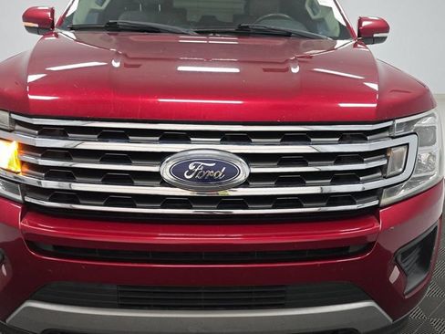 Used 2019 Ford Expedition Max XLT w/ Equipment Group 202A AWD/4WD image 2