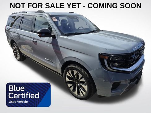 Used 2025 Ford Expedition Max Platinum w/ Driver's Package image 1