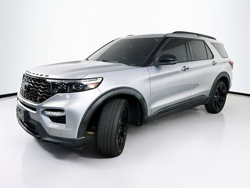 Used 2020 Ford Explorer ST w/ ST High-Performance Pack AWD/4WD image 2