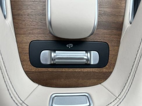 Certified 2024 Mercedes-Benz GLE 53 AMG 4MATIC image 26