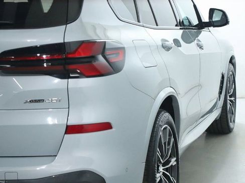 Certified 2024 BMW X5 xDrive40i w/ M Sport Package image 47