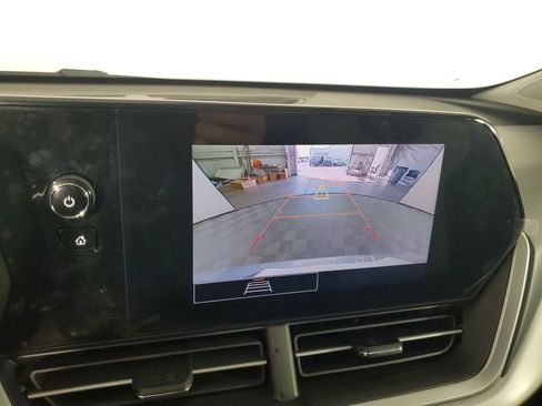 Used 2026 Chevrolet Trax LS w/ LS Convenience Package image 21