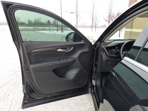 Used 2023 Buick Envision Preferred w/ Premium Seat Package AWD/4WD image 17