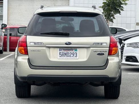 Used 2006 Subaru Outback 3.0R L.L. Bean AWD/4WD image 4