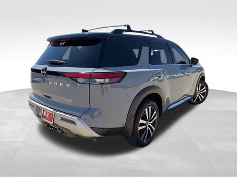 Used 2024 Nissan Pathfinder Platinum w/ Cargo Package AWD/4WD image 2