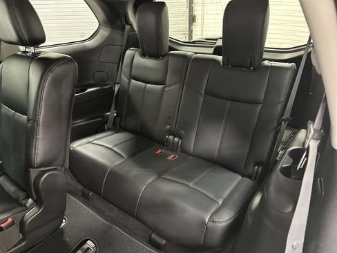 Used 2018 Nissan Pathfinder SL w/ Midnight Edition Package FWD image 22